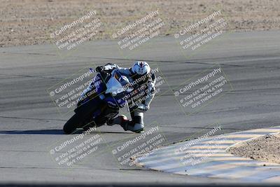 media/Jan-08-2022-SoCal Trackdays (Sat) [[1ec2777125]]/Turn 10 (2pm)/